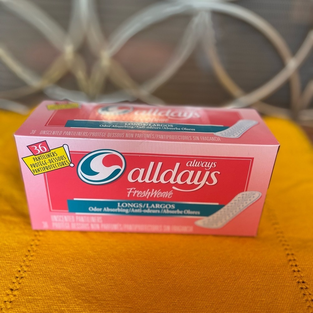 2 for $40 Vintage Deadstock 1990’s Always Pantyliners